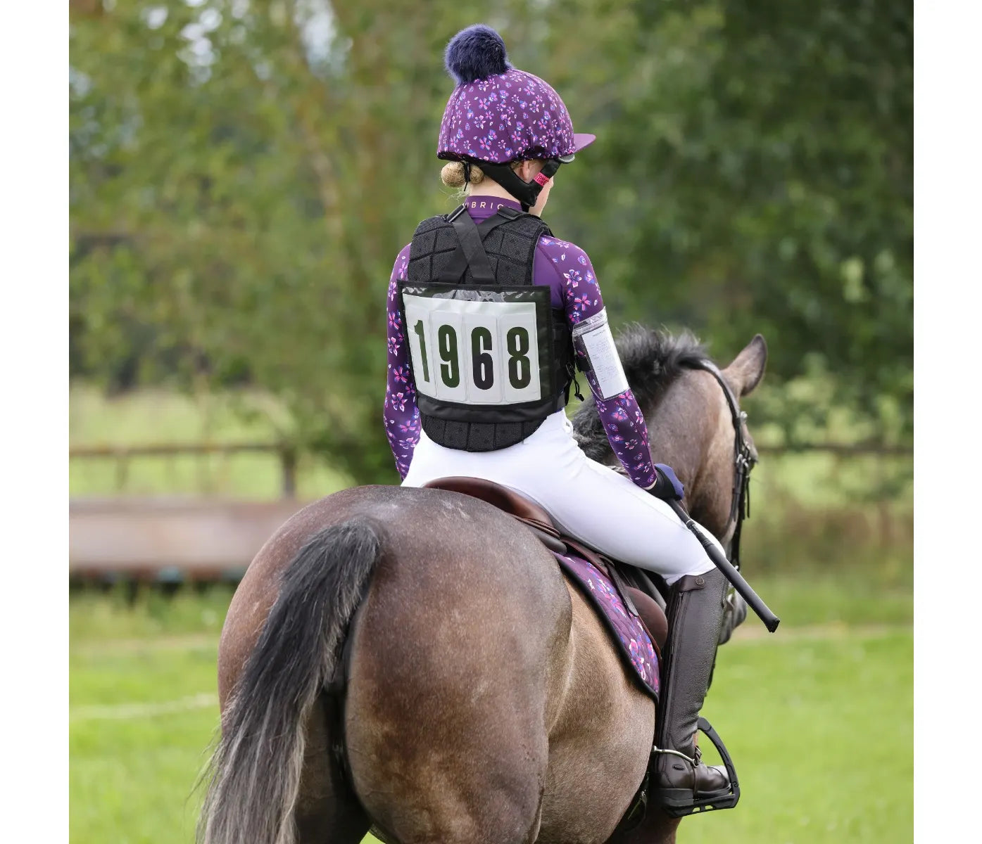 Aubrion Hyde Park Hat Cover Star Young Rider